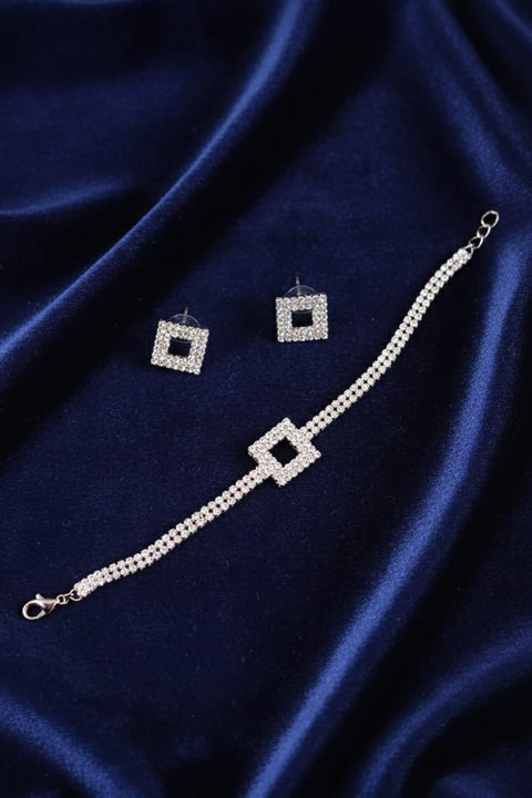 Necklace +Square Stud Earrings